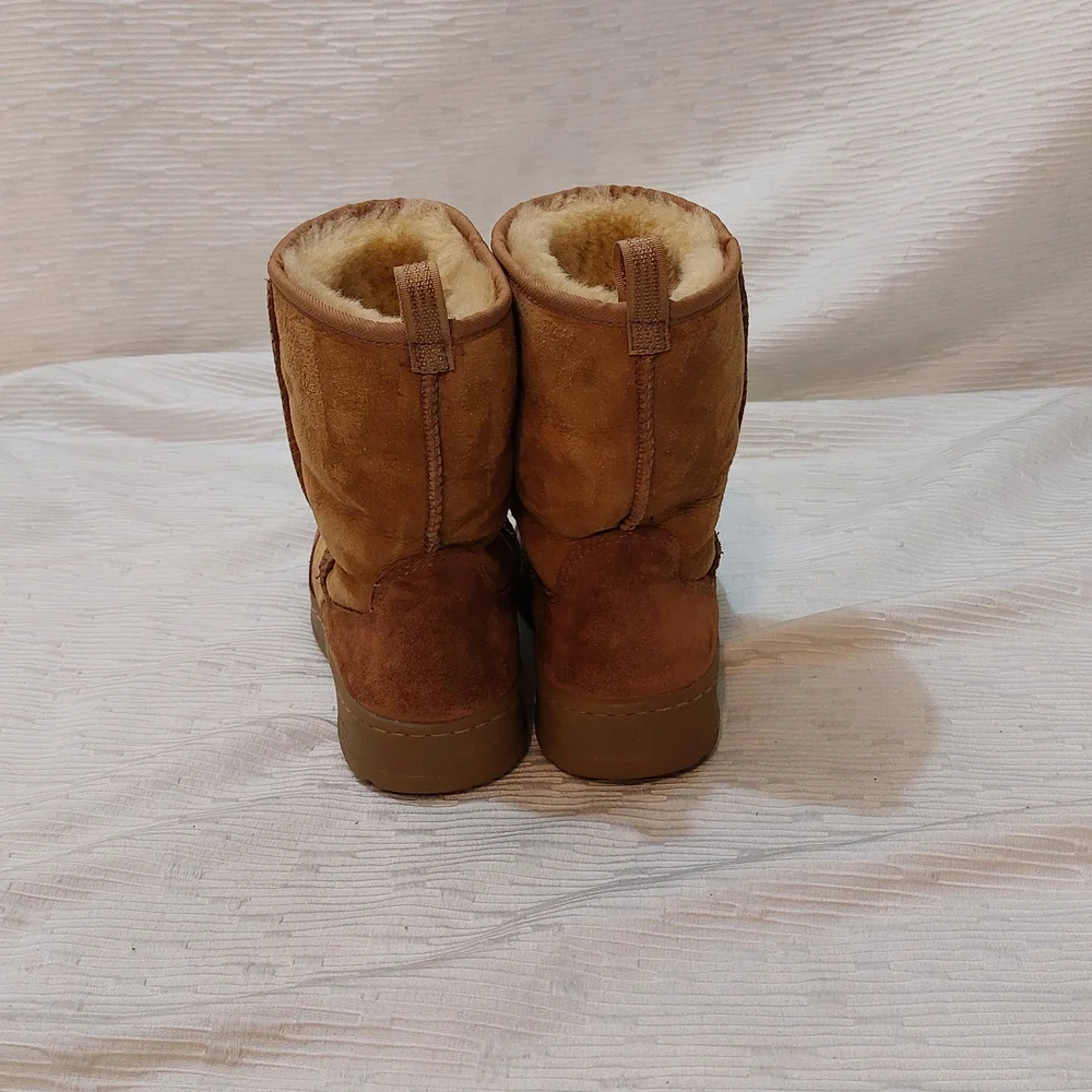 L.L. Bean Tan Suede Winter Boots